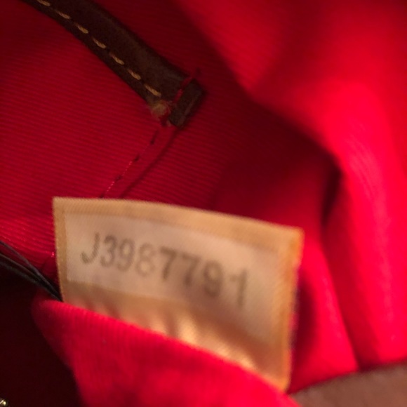 Dooney & Bourke Handbag - Picture 6 of 14